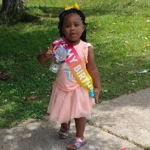 Meet your Posher, Fred